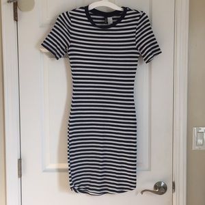 BODY CON DRESS!!